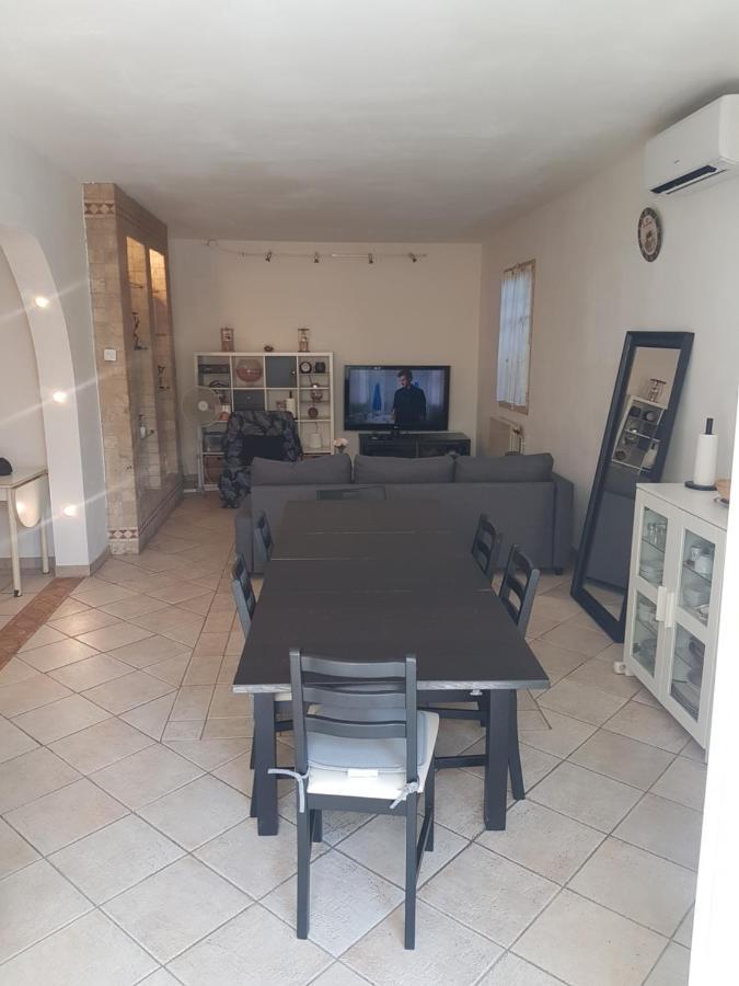 Grande Maison Avec 5 Chambres Et Jardin Avignon Ngoại thất bức ảnh