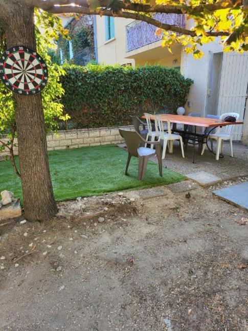 Grande Maison Avec 5 Chambres Et Jardin Avignon Ngoại thất bức ảnh